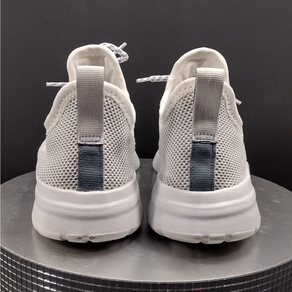 Adidas White Sneakers size 9.5 pre
Owned good condition main image 5